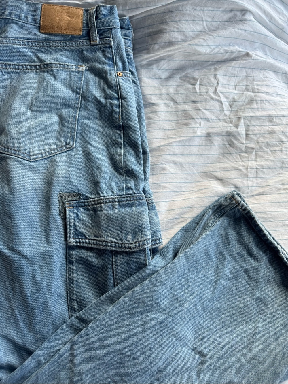 Denim Forum The Farrah High Rise. Size:30 - Picture 2 of 10